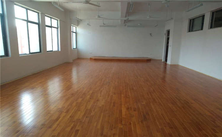 橡膠木NBA籃球場木地板哪個品牌好？