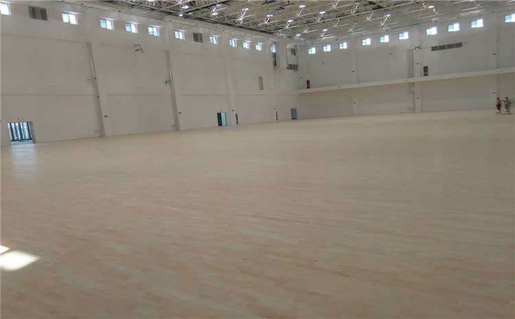 成都硬木企口實(shí)木運(yùn)動地板品牌電話